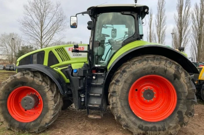 Трактор Claas AXION 920 CMATIC- фото № 4