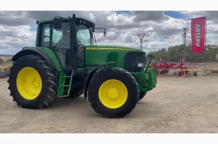 Трактор John Deere 6920 (2005)- фото № 2
