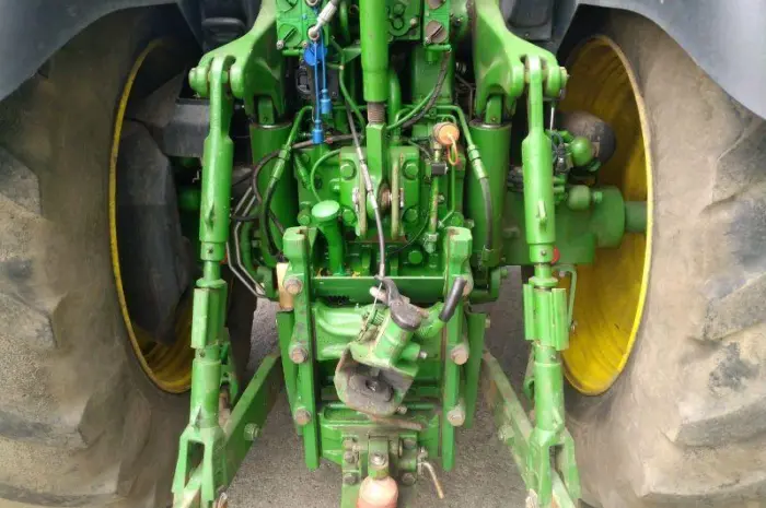 Трактор колісний John Deere 6170R- фото № 9