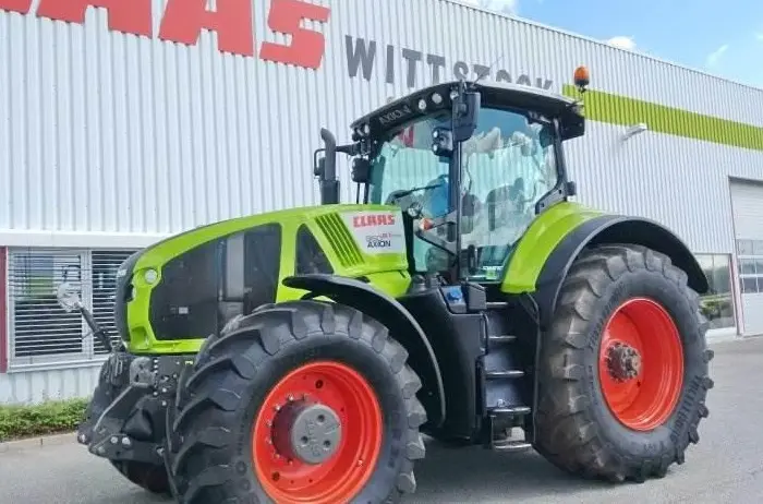Трактор Claas Axion 950- фото № 1
