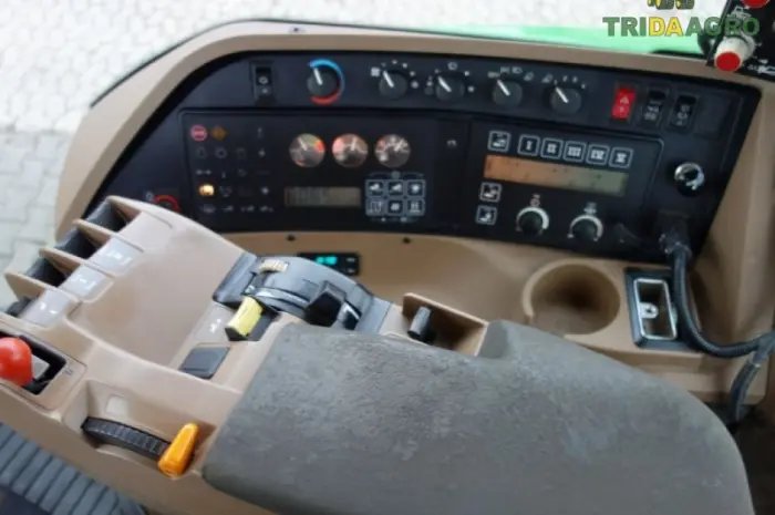 Трактор john deere 8400 (1997)- фото № 5