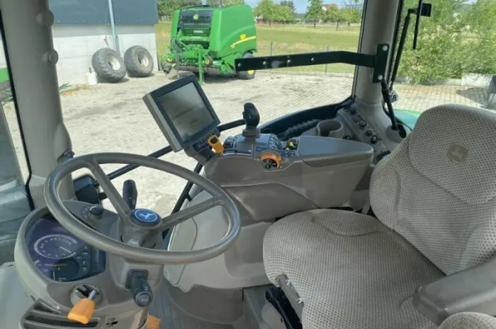Трактор John Deere 6195R- фото № 2