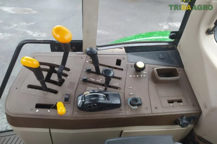 Трактор john deere 6220 (2004)- фото № 7