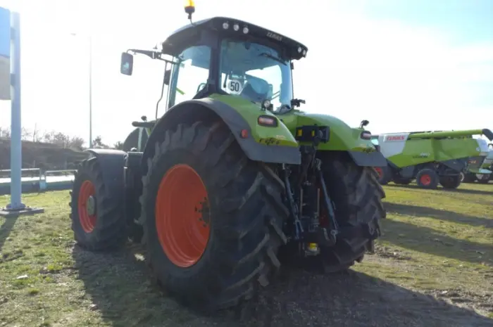 Трактор CLAAS Axion 950 Cmatic- фото № 10