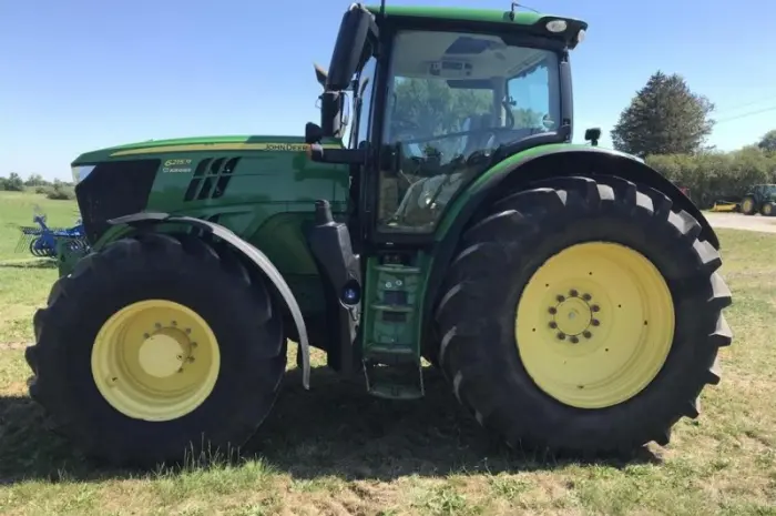 Трактор 6215 R John Deere- фото № 2