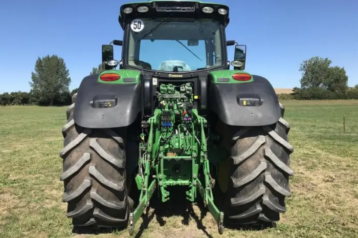 Трактор 6215 R John Deere- фото № 7