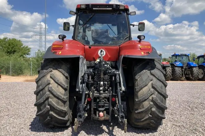Трактор Case IH MAGNUM 370 CVX- фото № 4