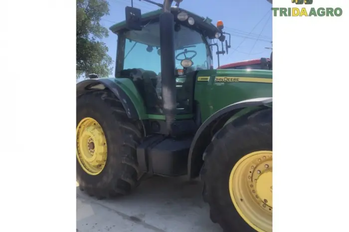 Трактор john deere 8230- фото № 3