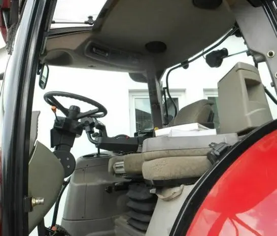 Трактор Case IH Maxxum 140- фото № 4