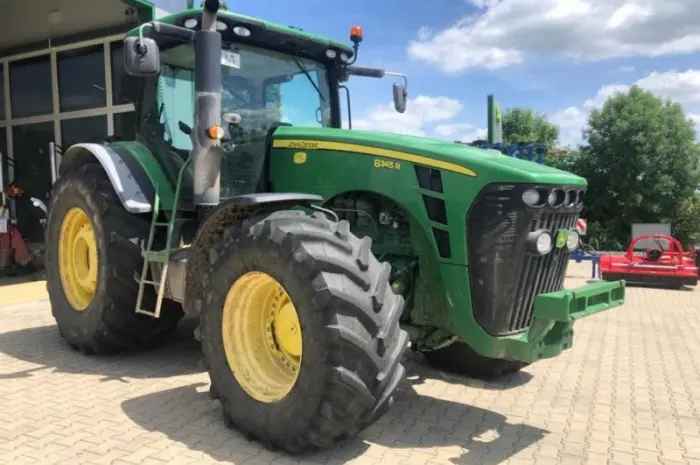 Трактор John Deere 8345R- фото № 2