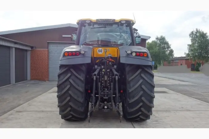 Трактор JCB Fastrac 7230 P-TRONIC- фото № 4