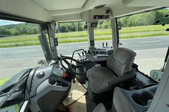 Трактор Claas ARION 530 CIS- фото № 6