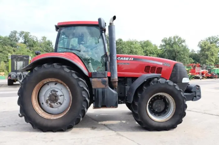 Трактор Case IH MAGNUM 280 (2012)- фото № 4