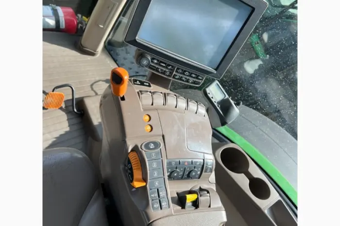 Трактор John Deere 8370R- фото № 1