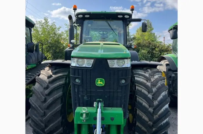 Трактор John Deere 8370R- фото № 2