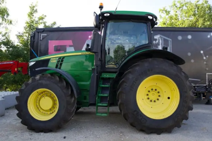 Трактор John Deere 7280 R- фото № 6