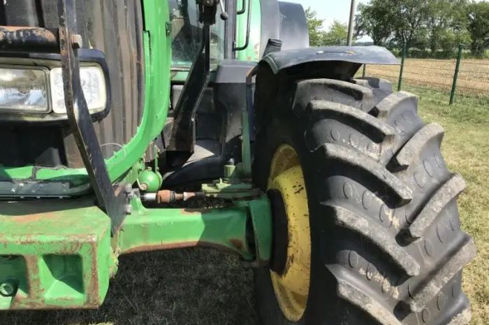Трактор John Deere 6920- фото № 5