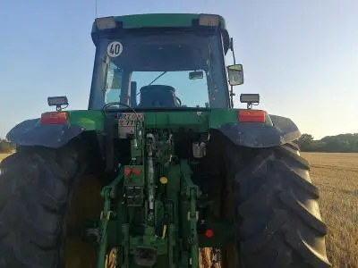 Трактор John Deere 7700- фото № 5