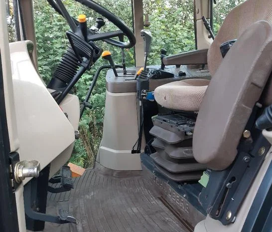 Трактор John Deere 6220 SE- фото № 8