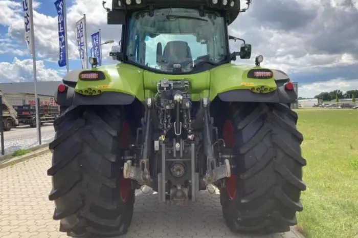 Трактор Claas Axion 850 Cmatic- фото № 5