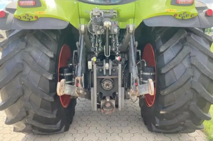 Трактор Claas Axion 850 Cmatic- фото № 6