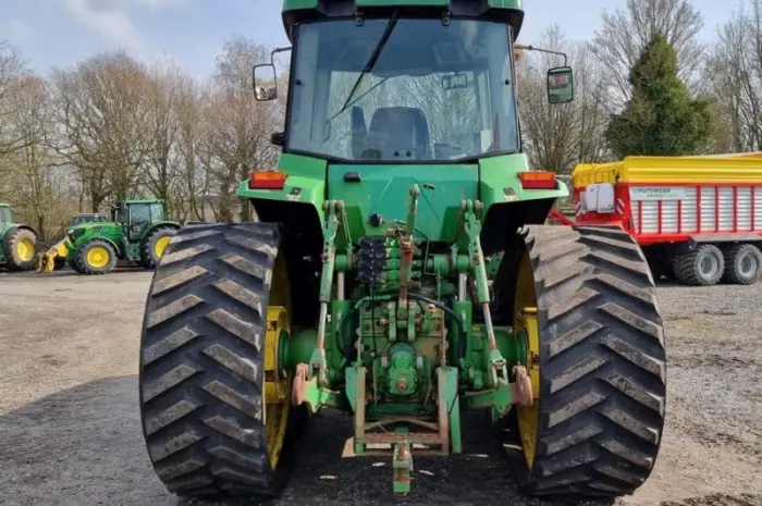 Трактор John Deere 8400T- фото № 3
