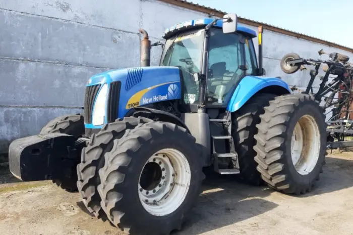 Трактор колісний NEW HOLLAND T8040- фото № 1