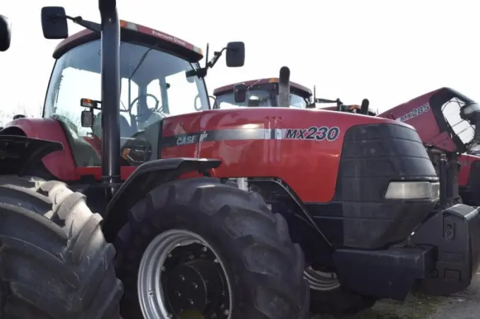 Трактор колісний Case IH MX 230 Magnum- фото № 1