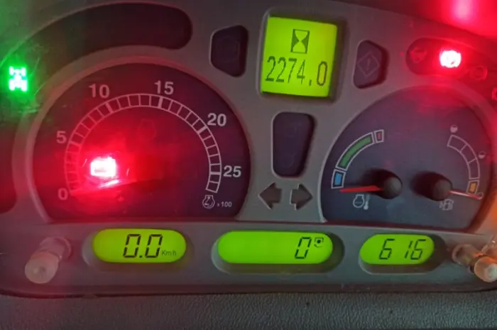 Трактор колісний New Holland T6050- фото № 2