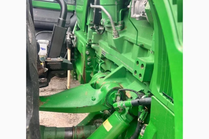 Трактор колісний John Deere 8520- фото № 14