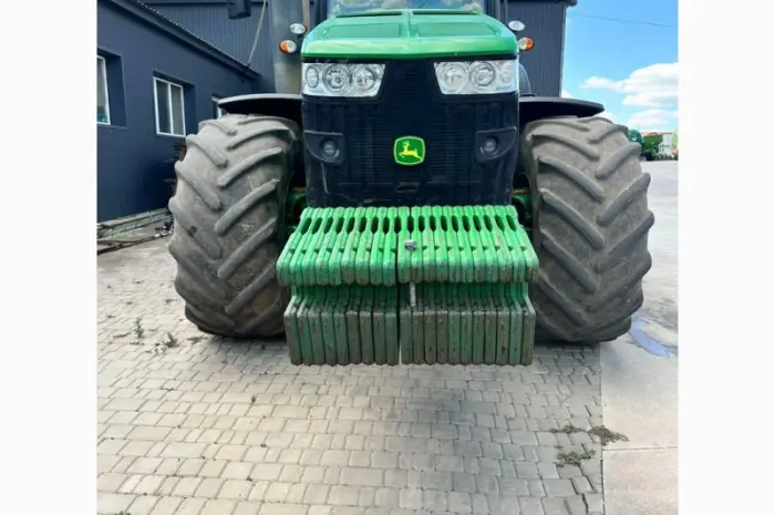 Колісний трактор John Deere 8370R- фото № 1