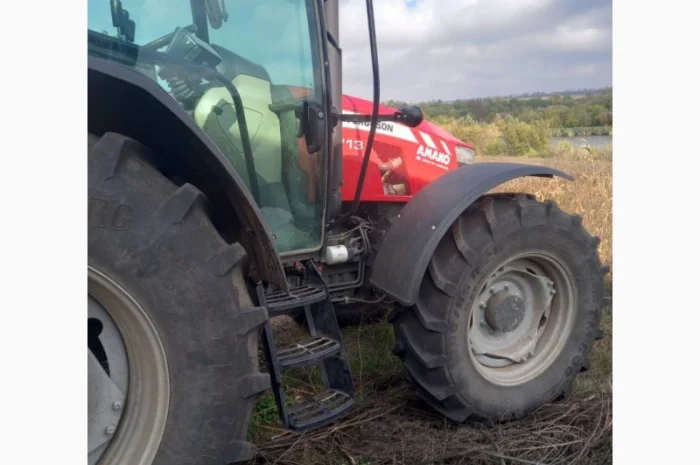 Колісний трактор Massey Ferguson 6713- фото № 2