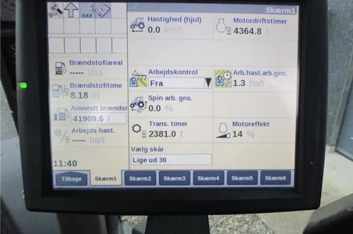 Трактор Case IH Magnum 340 (2012)- фото № 11