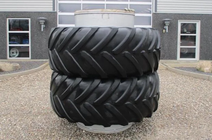 Трактор Case IH Magnum 340 (2012)- фото № 13