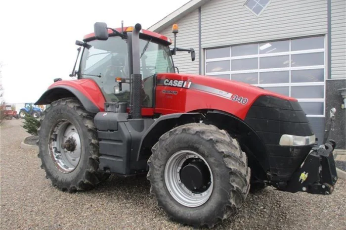 Трактор Case IH Magnum 340 (2012)- фото № 3