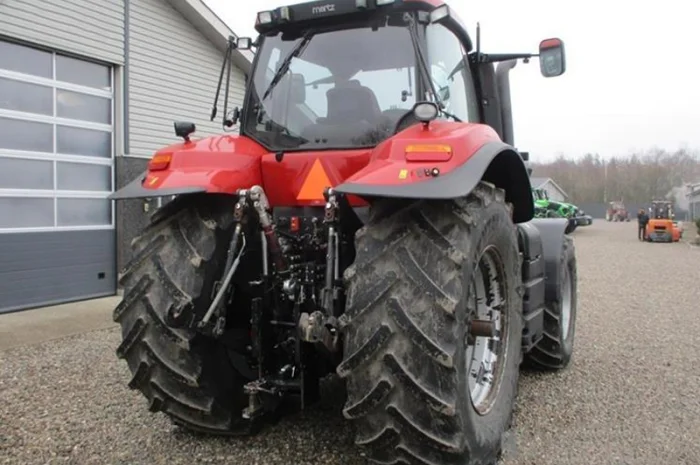 Трактор Case IH Magnum 340 (2012)- фото № 4