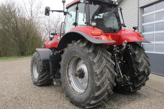 Трактор Case IH Magnum 340 (2012)- фото № 5