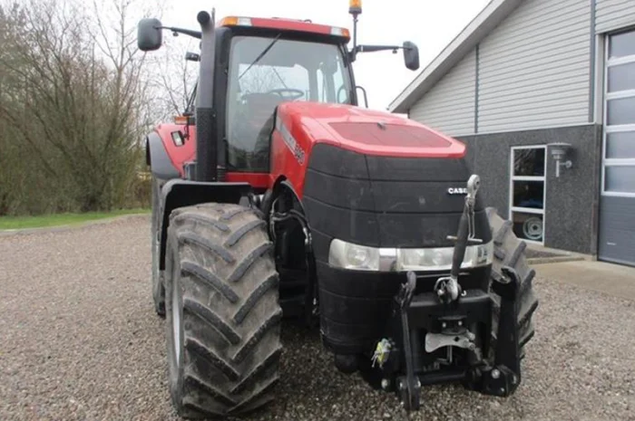 Трактор Case IH Magnum 340 (2012)- фото № 7