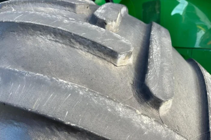 Трактор John Deere 7310R (2016)- фото № 12