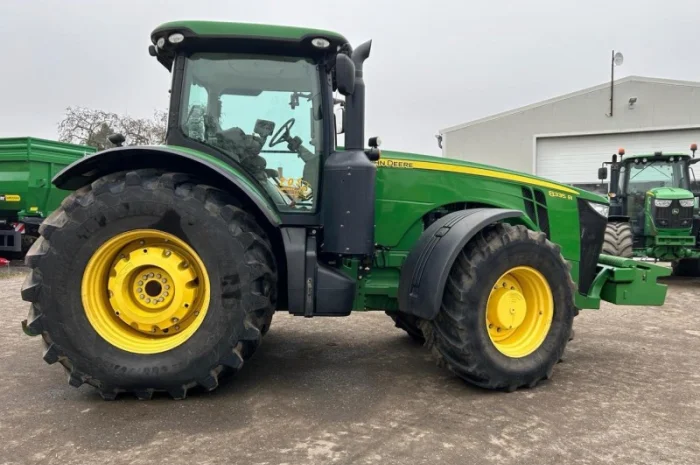 Трактор John Deere 8335R 2012р- фото № 1