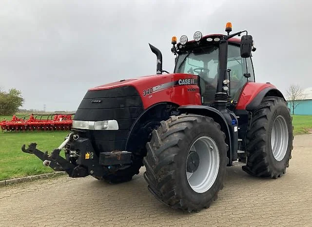 Трактор Case IH MAGNUM 340 (2017)- фото № 1