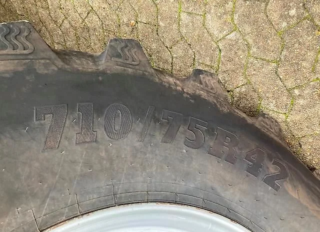 Трактор Case IH MAGNUM 340 (2017)- фото № 12