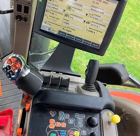 Трактор Case IH MAGNUM 340 (2017)- фото № 8