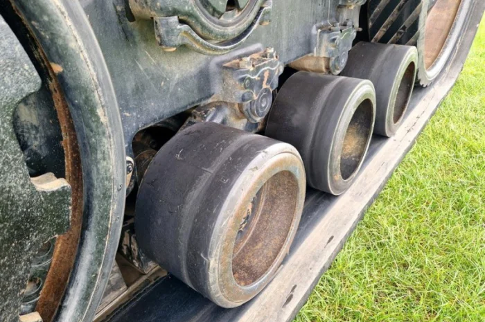 Трактор гусеничний Challenger MT 755 E- фото № 11