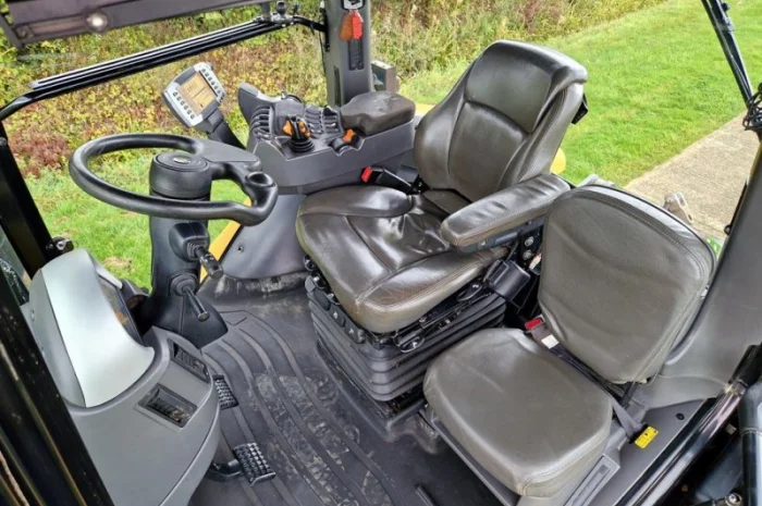 Трактор гусеничний Challenger MT 755 E- фото № 9