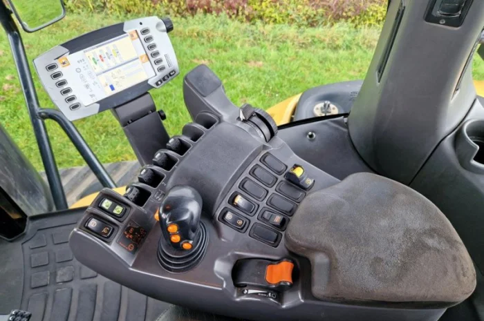 Трактор гусеничний Challenger MT 755 E- фото № 7