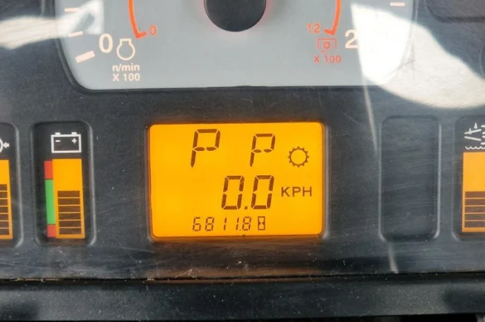 Трактор гусеничний Challenger MT 755 E- фото № 3