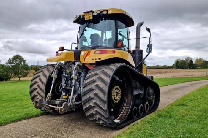 Трактор гусеничний Challenger MT 755 E- фото № 18