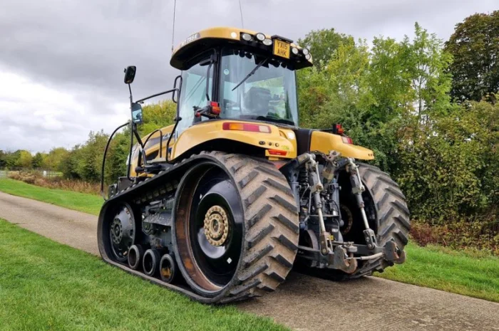 Трактор гусеничний Challenger MT 755 E- фото № 16