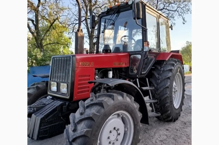 Трактор МТЗ 1025.2 Export- фото № 14